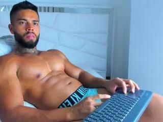 frank_dwayne from Flirt4Free is Freechat