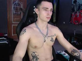 Greg_locke from Flirt4Free