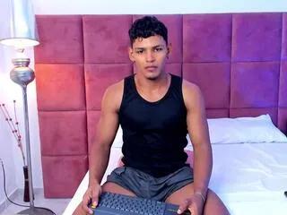 Hugo_cano from Flirt4Free