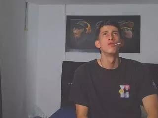 jakee_thomson from Flirt4Free is Freechat
