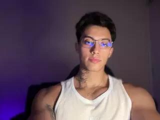 Jakee_tyler from Flirt4Free