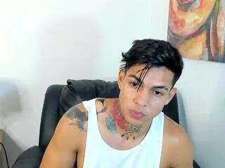 jhon_connor from Flirt4Free is Freechat