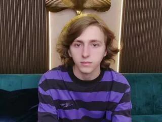 justin_lu from Flirt4Free is Freechat