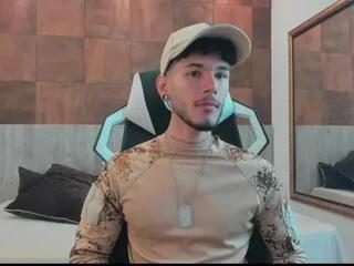 Ken_mcqeen from Flirt4Free