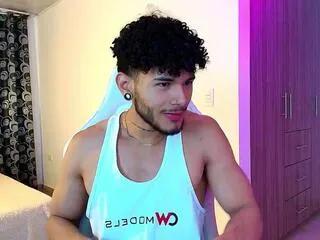 Ken_mcqeen from Flirt4Free