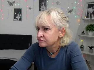 lana_slamm from Flirt4Free is Freechat