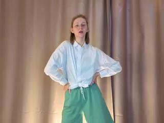 larraine_aparicio from Flirt4Free is Freechat