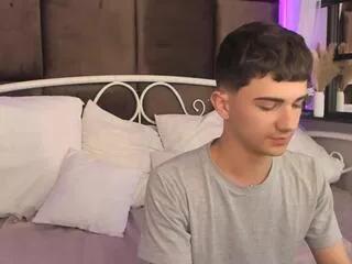 larry_gothemy from Flirt4Free