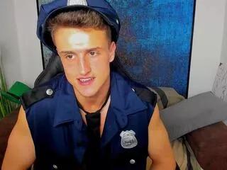 leo_cavalli from Flirt4Free is Freechat