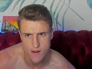 leo_cavalli from Flirt4Free is Freechat