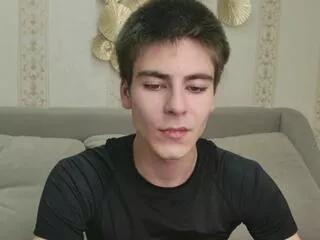 leonard_cross from Flirt4Free is Freechat