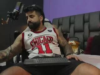 leonidas_murphy from Flirt4Free is Freechat