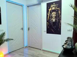 Leonidas_z from Flirt4Free