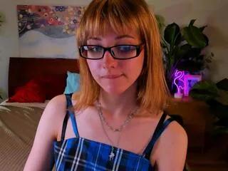 lexy_sanders from Flirt4Free is Freechat