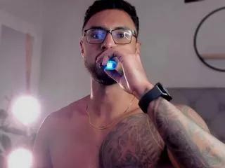 liiam_garcia from Flirt4Free