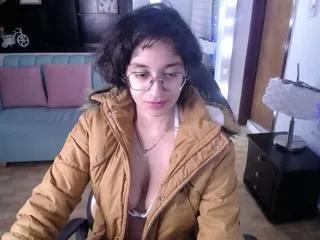 lilii_gomez from Flirt4Free