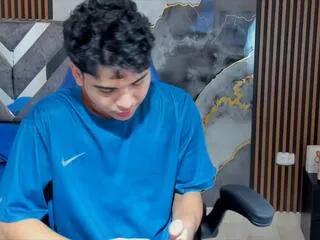 lord_mackhenzy from Flirt4Free is Freechat