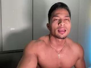 luke_wayne from Flirt4Free is Freechat
