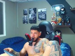 marcel_crawford from Flirt4Free is Freechat
