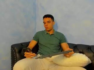 marck_jonnes from Flirt4Free is Freechat