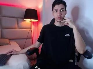 marcus_hanks from Flirt4Free is Freechat