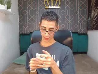 martin_holden from Flirt4Free is Freechat