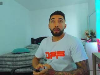 martin_lenox from Flirt4Free is Freechat