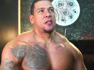 massimo_walton from Flirt4Free