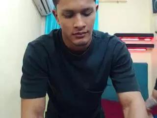 master_ithan from Flirt4Free is Freechat
