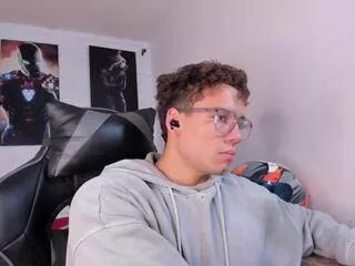 matthew_fiire from Flirt4Free
