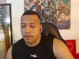 max_turneer from Flirt4Free is Freechat