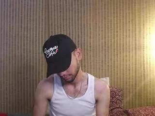 michaell_spinelly from Flirt4Free is Freechat