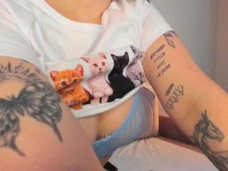 minnie_west from Flirt4Free
