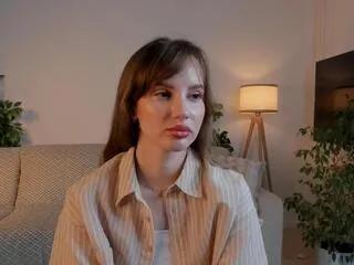 mona_grindell from Flirt4Free is Freechat