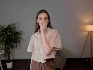 mona_grindell from Flirt4Free is Freechat