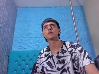 nathan_maxime from Flirt4Free is Freechat