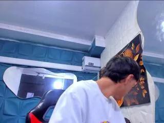 nathan_maxime from Flirt4Free is Freechat