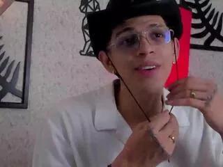 nikolai_drake from Flirt4Free is Freechat