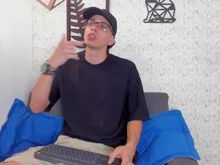 nikolai_drake from Flirt4Free is Freechat