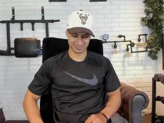 noah_hunther from Flirt4Free is Freechat