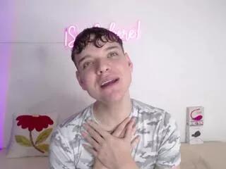 noah_reed from Flirt4Free is Freechat