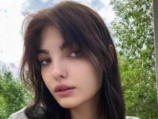 odelyna_ades from Flirt4Free is Freechat