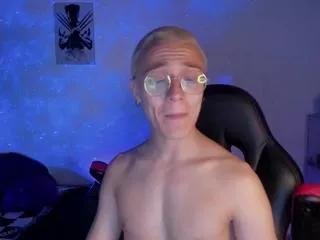 Oliveer_park from Flirt4Free