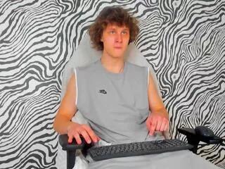 oliver_fors from Flirt4Free is Freechat