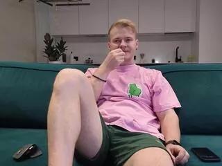 pashka_x from Flirt4Free is Freechat