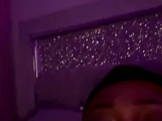 Queen_glam from Flirt4Free