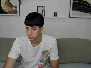 Quentin_blake from Flirt4Free