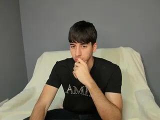 Quentin_blake from Flirt4Free