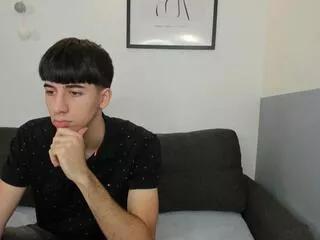 Quentin_blake from Flirt4Free