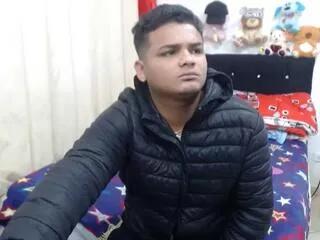 riana_alvarez_daniel_romero from Flirt4Free is Freechat